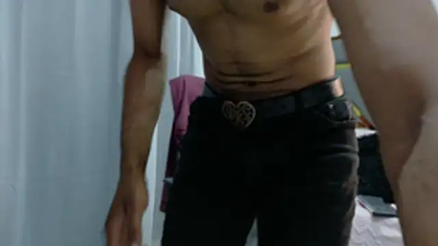 Oliver_bigblack_cock webcam