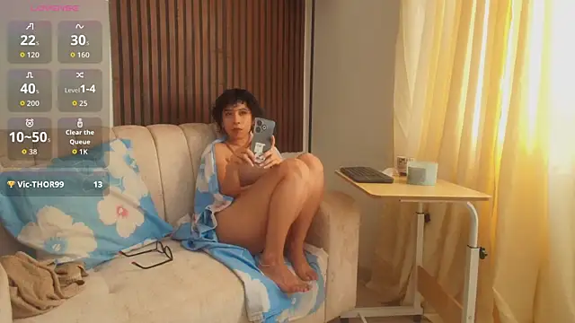 Laena_Castillo webcam