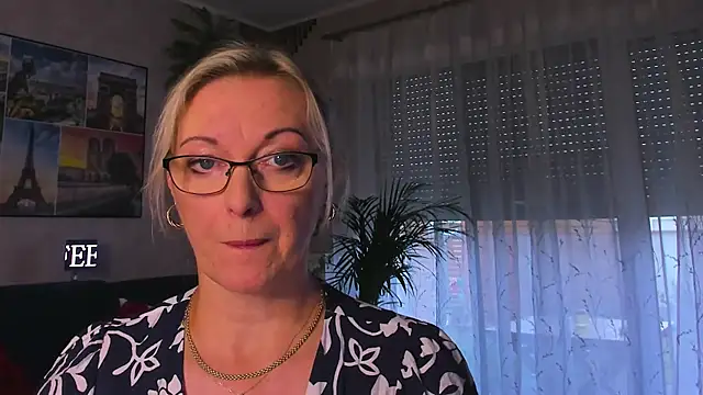 vanessa_chat webcam