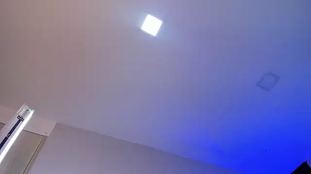 lolagray__ - LolaGray__'s free webcam - UK Sex Cams