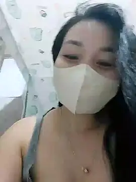 Laurie369 webcam