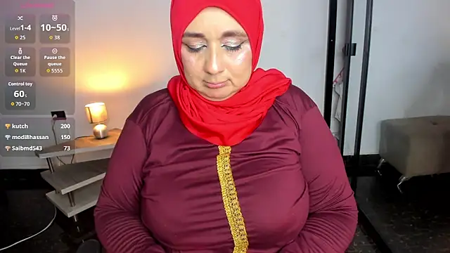 HijabiMilff webcam