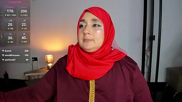 hijabimilff - HijabiMilff's free webcam - UK Sex Cams