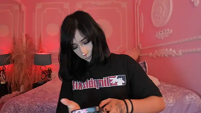 Kat_VonDe webcam