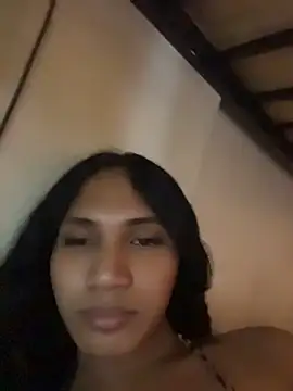slutty_aki webcam