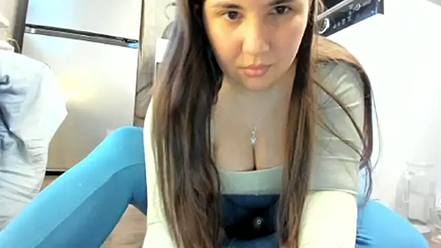 Mia_Marrone webcam