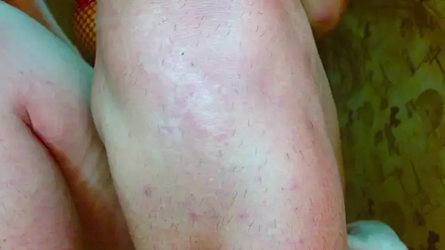 HugeCockCumsAlot webcam