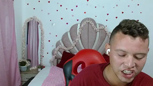 sven_fox723 webcam