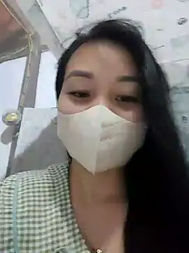 Laurie369 webcam