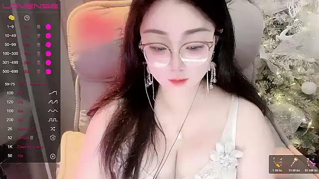 Monica-666888- webcam