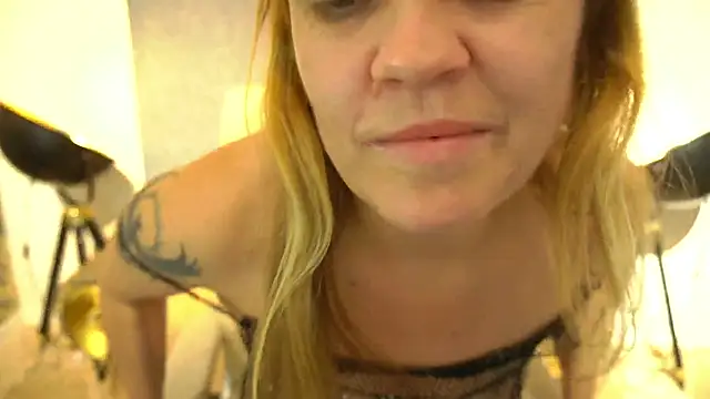 BellaLaPetit webcam
