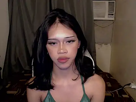 urcurlydiva webcam