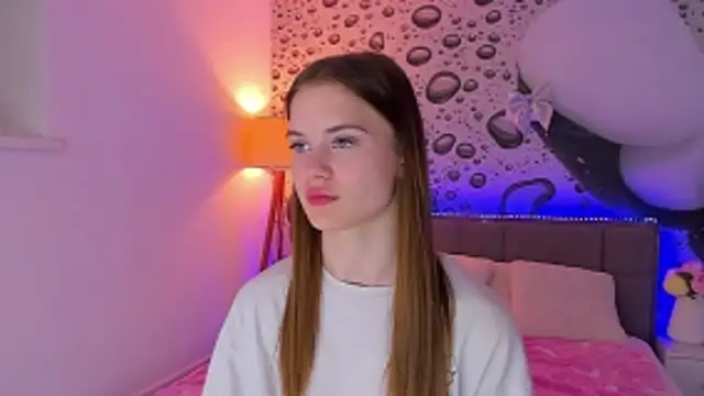 LuisaClover webcam