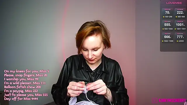 KinkyMissCherry webcam