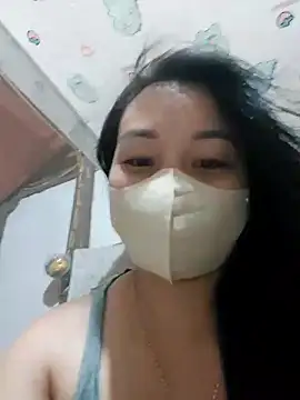 Laurie369 webcam