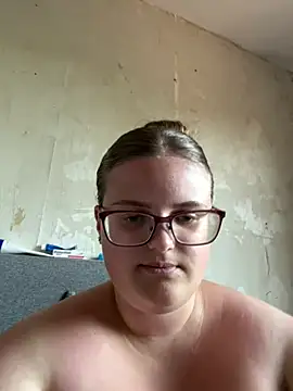 CurvyPaar2 webcam