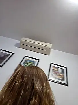 Luna_Lynn webcam