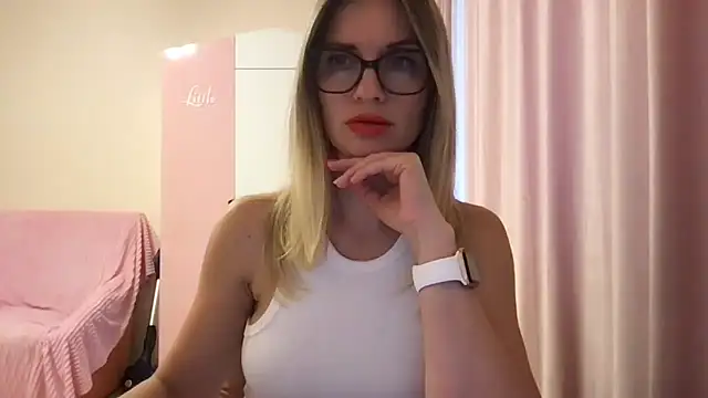KarelliaStar webcam