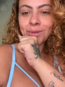 Chloe_Leaozinho webcam