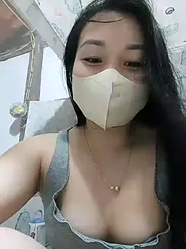 Laurie369 webcam