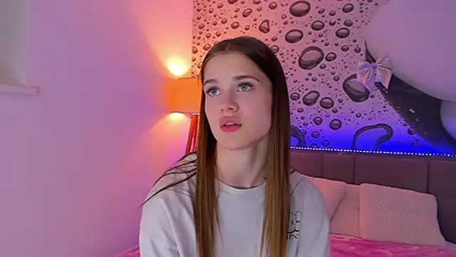 luisaclover (F teen) - love Luisa
