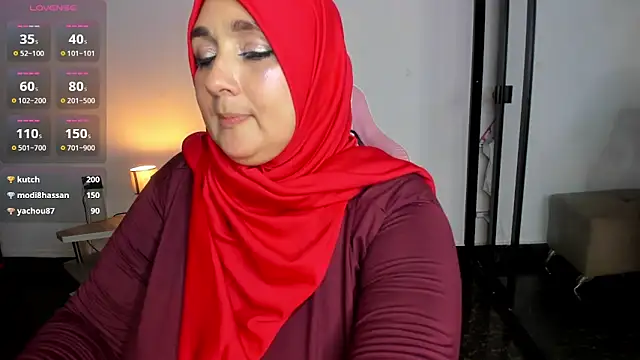 HijabiMilff webcam
