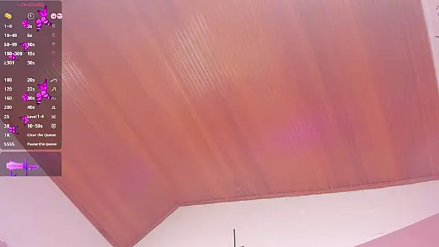 elodie_walker webcam