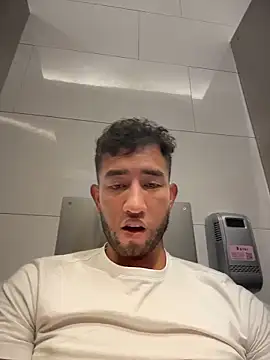 liam_bronw Live Webcam on Stripchat