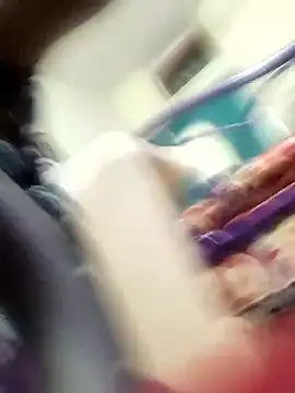 yamini1431 live cam