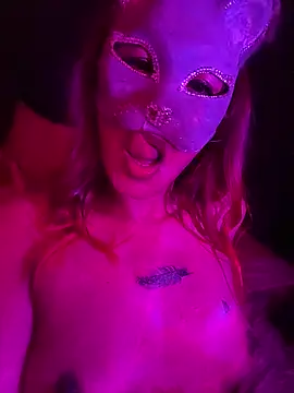 MiNniE_666 webcam