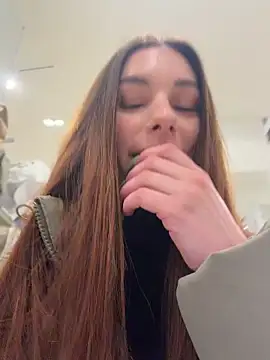 Amelie_Crosby webcam