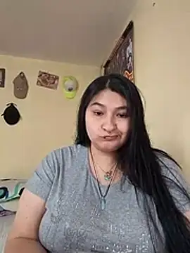 LauraHorny69 webcam