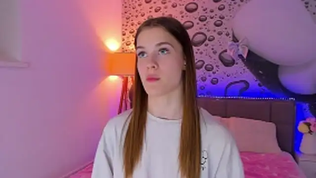 LuisaClover webcam