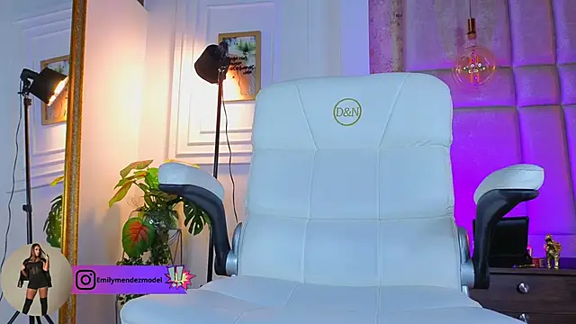 AlessiaLondon webcam