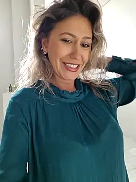 CelynaRoss webcam