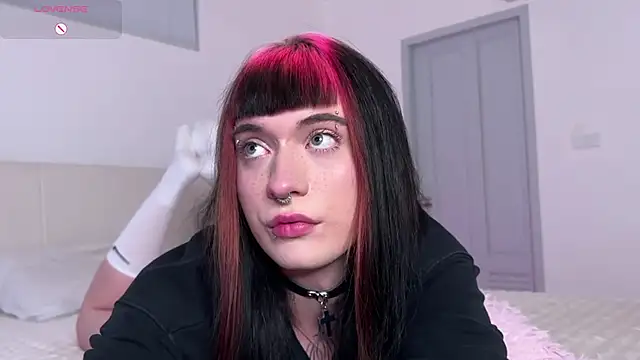Vailyreb_ webcam