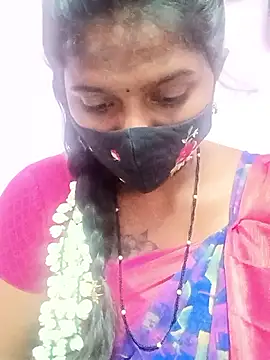 CuteDevilAnu webcam