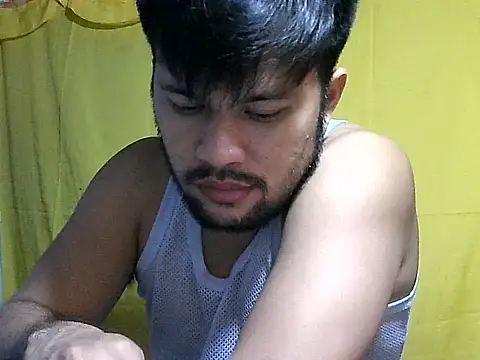 HairyHottestpinoyHandsome webcam