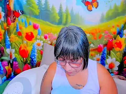 indianroxy webcam