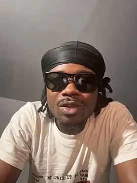 MIGHTYDEMONXXX live cam