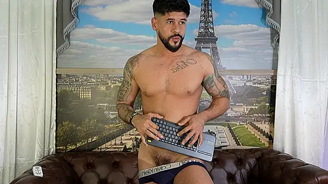 Petesevans live cam