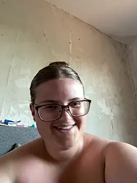 CurvyPaar2 webcam