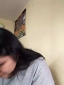 LauraHorny69 webcam