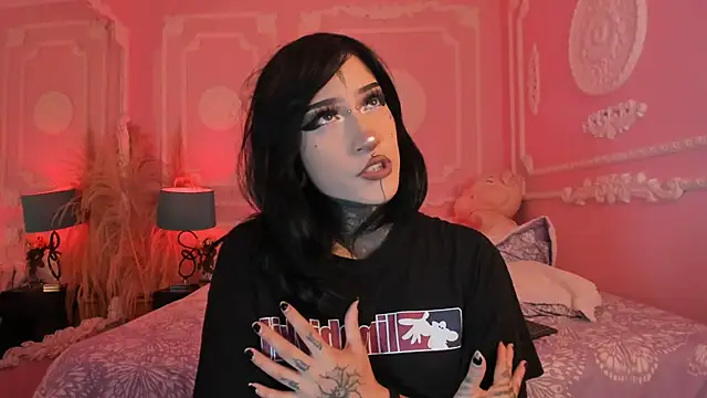 Kat_VonDe webcam