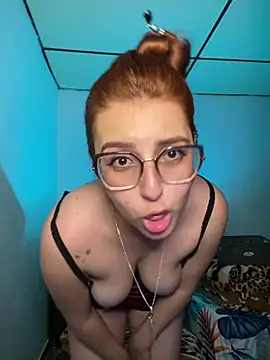 CoraVibes webcam