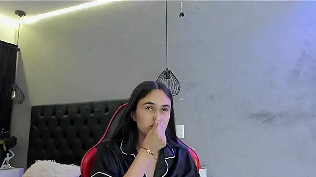 alice__susan webcam