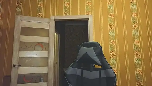 warm_pearl webcam