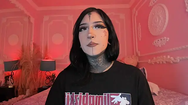 Kat_VonDe webcam