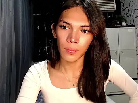 GORGEOUS_CARMEE webcam