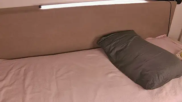 VelvetAnna webcam